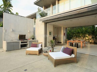 PHA19860: Luxury Beachfront Villa in Natai Beach. Photo #7