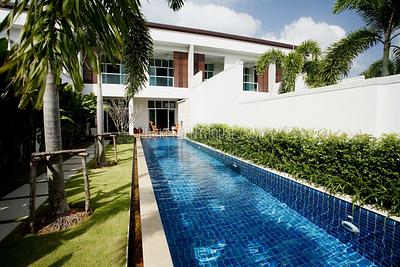 BAN20328: Well Equipped 3 Bedroom Villa with Private Pool in Bang Tao. Photo #16