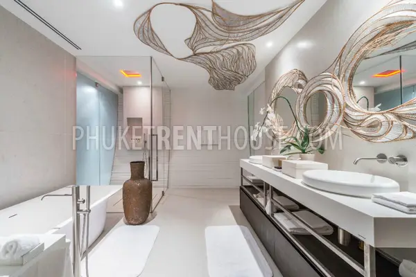 PHA20435: Glamorous 3 Bedroom Villa on the Natai Beach. Photo #33