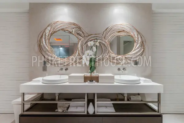 PHA20435: Glamorous 3 Bedroom Villa on the Natai Beach. Photo #40