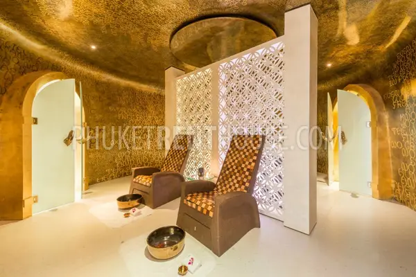 PHA20435: Glamorous 3 Bedroom Villa on the Natai Beach. Photo #49