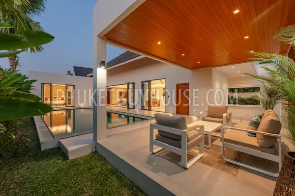 BAN22011: Oasis in Bang Tao: Luxurious 3-Bedroom Pool Villa with BBQ Area for Sale. Photo #27