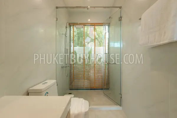 BAN22011: Oasis in Bang Tao: Luxurious 3-Bedroom Pool Villa with BBQ Area for Sale. Photo #35