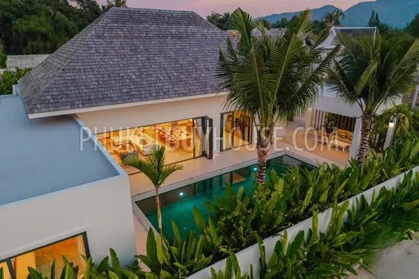 BAN22011: Oasis in Bang Tao: Luxurious 3-Bedroom Pool Villa with BBQ Area for Sale. Photo #1