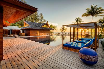 PHA20436: Luxury 3 Bedroom Pool Villa on the Natai Beach. Photo #41