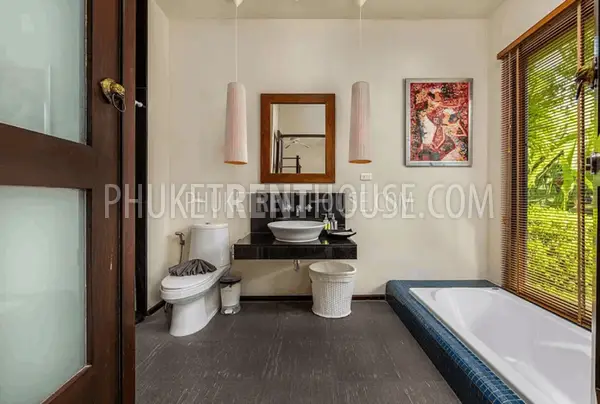 NAI20450: Wonderful 3 Bedroom with Swimming Pool near Nai Harn Beach. Fotoğraf #8