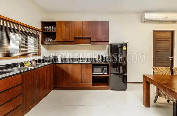 NAI20450: Wonderful 3 Bedroom with Swimming Pool near Nai Harn Beach. Fotoğraf #2