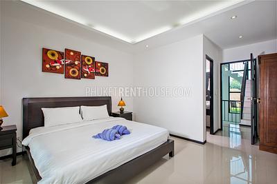 NAI20465: Modern 3 Bedroom Villa in Nai Harn. Photo #10