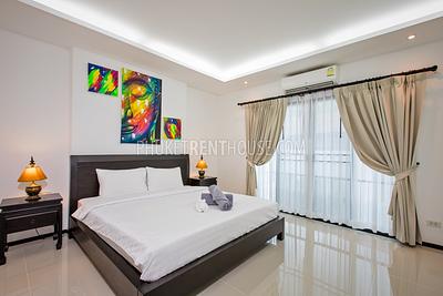 NAI20465: Modern 3 Bedroom Villa in Nai Harn. Photo #12