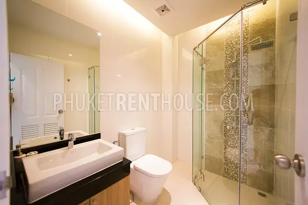 NAI20467: 2 Bedroom Apartment with Mountain View in Nai Harn. Fotoğraf #2