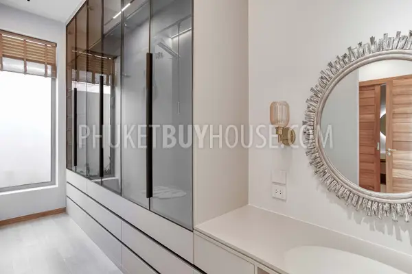 LAY7165: 4 Bedroom Luxurious Villa in Layan. Photo #8