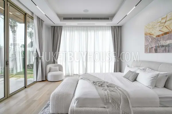 LAY7165: 4 Bedroom Luxurious Villa in Layan. Photo #11