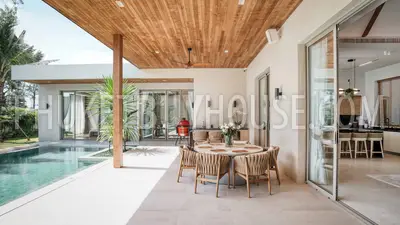 LAY7165: 4 Bedroom Luxurious Villa in Layan. Photo #13