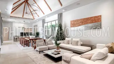 LAY7165: 4 Bedroom Luxurious Villa in Layan. Photo #15