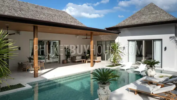 LAY7165: 4 Bedroom Luxurious Villa in Layan. Photo #27