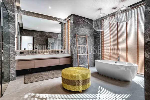 LAY7165: 4 Bedroom Luxurious Villa in Layan. Photo #31