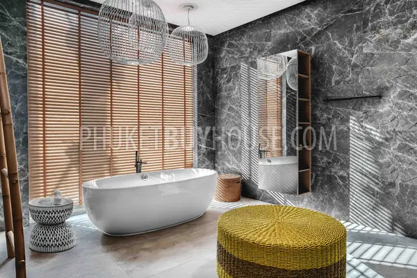 LAY7165: 4 Bedroom Luxurious Villa in Layan. Photo #30