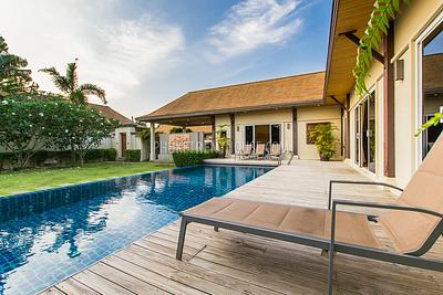 NAI20487: Pool 3 Bedroom Villa in Nai Harn Area. Photo #35