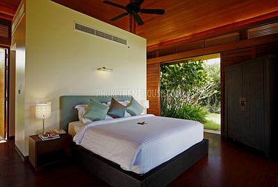 PHA20123: Beachfront Villa with captivating views of the Andaman Sea, 6 Bedrooms. Photo #5
