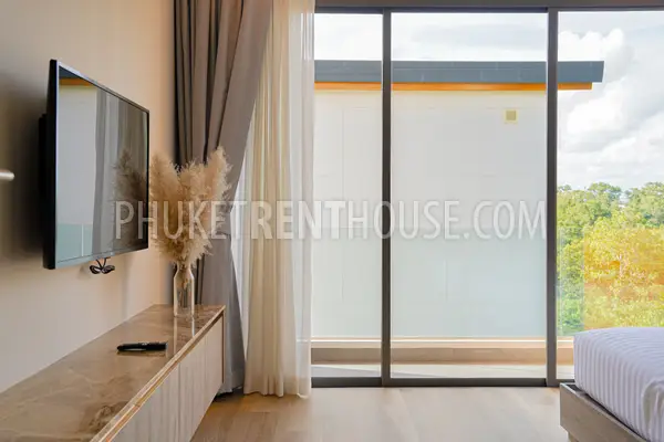 CHE23019: Modern 3-Bedroom Pool Villa with Double-Height Living Area For Rent in Bang Tao. Photo #45