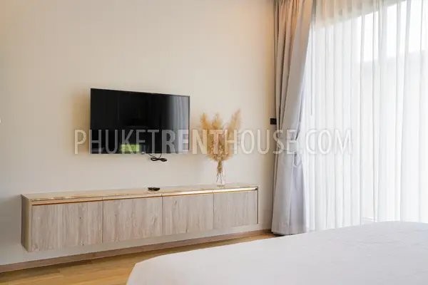 CHE23019: Modern 3-Bedroom Pool Villa with Double-Height Living Area For Rent in Bang Tao. Photo #42