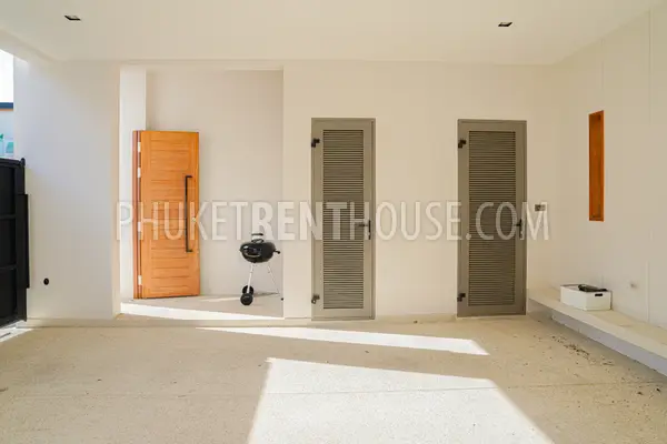 CHE23019: Modern 3-Bedroom Pool Villa with Double-Height Living Area For Rent in Bang Tao. Photo #9