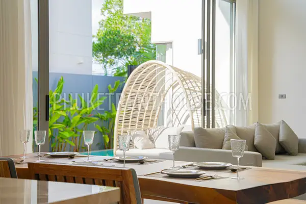 CHE23019: Modern 3-Bedroom Pool Villa with Double-Height Living Area For Rent in Bang Tao. Photo #3