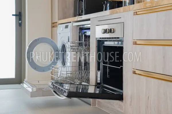 CHE23019: Modern 3-Bedroom Pool Villa with Double-Height Living Area For Rent in Bang Tao. Photo #22