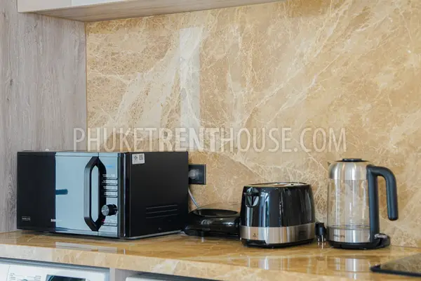 CHE23019: Modern 3-Bedroom Pool Villa with Double-Height Living Area For Rent in Bang Tao. Photo #16