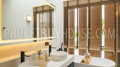 RAW22351: Charming 4-Bedroom Villas in Rawai, Phuket. Photo #16