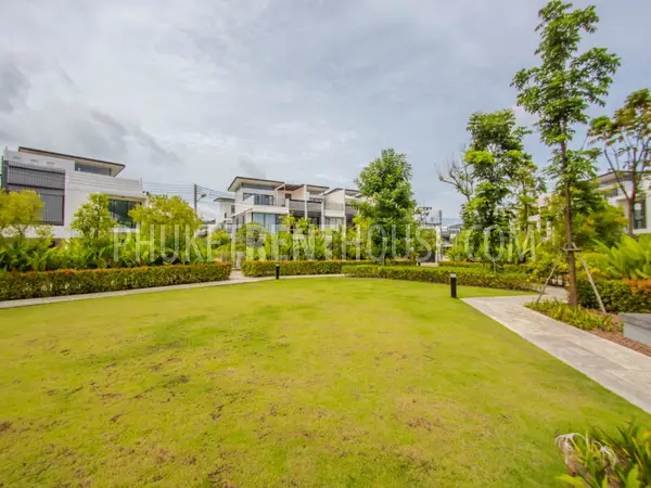 BAN20172: Cozy 3 Bedroom Townhouse with big Garden near Bang Tao Beach. Photo #1
