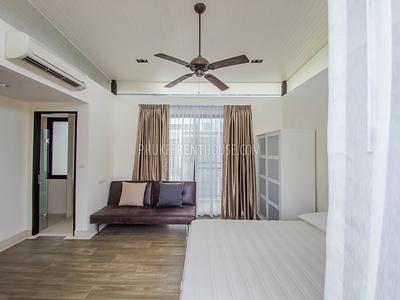 BAN20172: Cozy 3 Bedroom Townhouse with big Garden near Bang Tao Beach. Photo #27