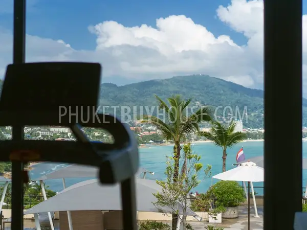 PAT23022: 3-Bedroom Duplex Penthouse with Private Pool & Sea Views in Patong. Fotoğraf #28