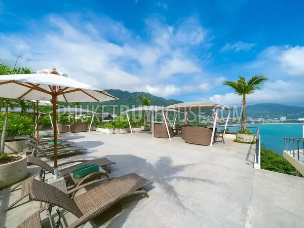 PAT23022: 3-Bedroom Duplex Penthouse with Private Pool & Sea Views in Patong. Fotoğraf #23