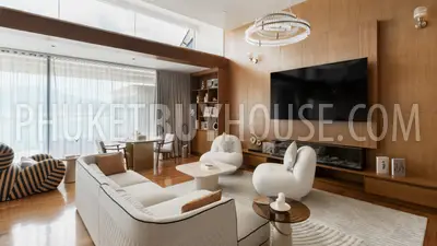 PAT23022: 3-Bedroom Duplex Penthouse with Private Pool & Sea Views in Patong. Photo #5