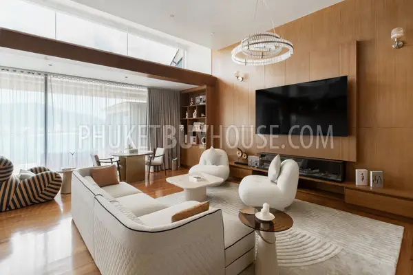 PAT23022: 3-Bedroom Duplex Penthouse with Private Pool & Sea Views in Patong. Fotoğraf #5