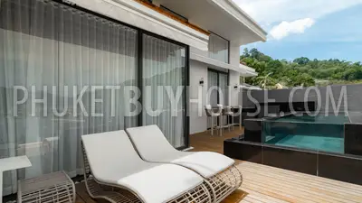 PAT23022: 3-Bedroom Duplex Penthouse with Private Pool & Sea Views in Patong. Photo #20