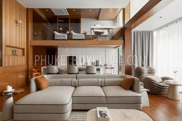 PAT23022: 3-Bedroom Duplex Penthouse with Private Pool & Sea Views in Patong. Fotoğraf #11