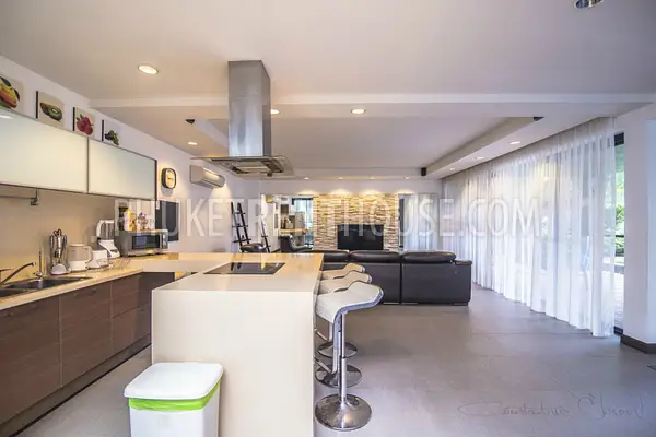 BAN20182: Elegant 3 Bedroom Villa with Swimming Pool in Bang Tao. Photo #3