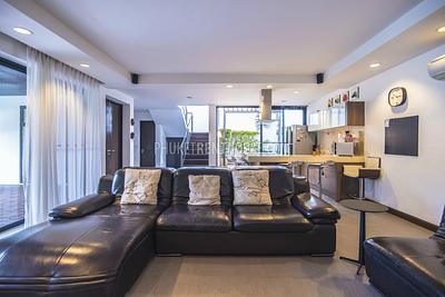 BAN20182: Elegant 3 Bedroom Villa with Swimming Pool in Bang Tao. Photo #11