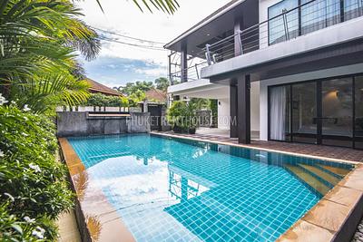 BAN20182: Elegant 3 Bedroom Villa with Swimming Pool in Bang Tao. Photo #12