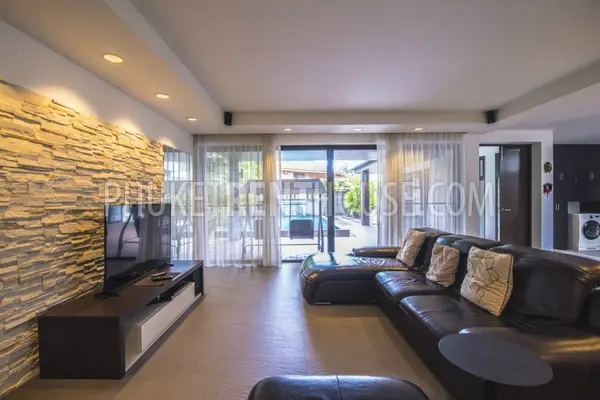 BAN20182: Elegant 3 Bedroom Villa with Swimming Pool in Bang Tao. Photo #8