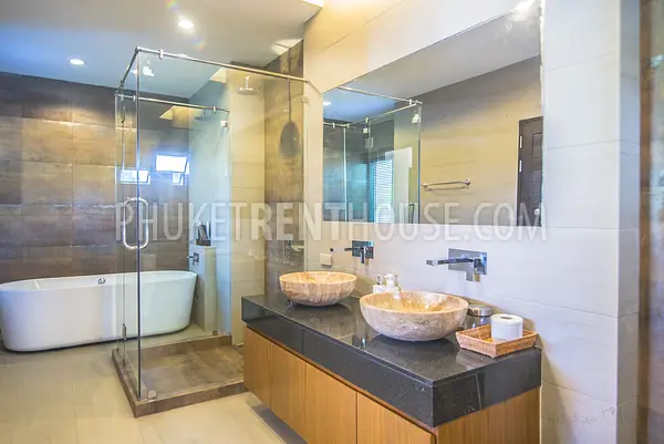 BAN20185: Nice 3 Bedroom Villa with Swimming Pool and Garden in Bang Tao. Photo #54