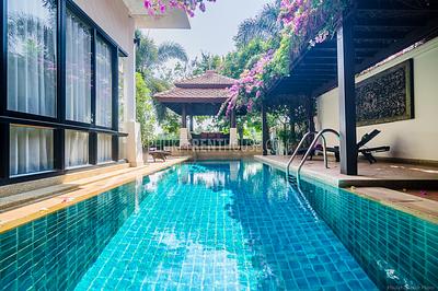 BAN20191: 4 Bedroom Pool Villa in a five-star Resort in Bang Tao. Photo #14