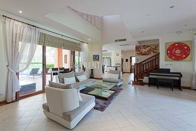 BAN20192: Amazing 4 Bedroom Villa with private Swimming Pool in Bang Tao. Photo #3