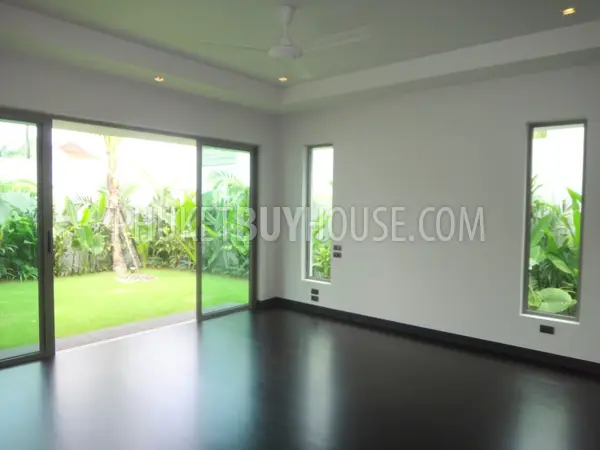 LAY3526: Amazing Villa in Layan. Photo #10