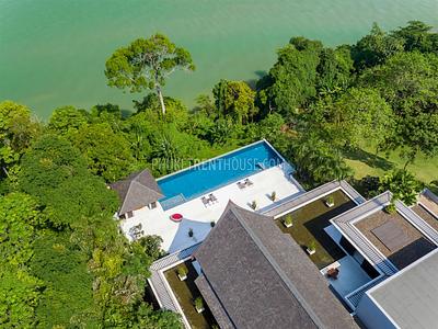 CAP20223: Luxury 5 Bedroom Villa with a huge infinity-edge Pool in Cape Yamu. Photo #6