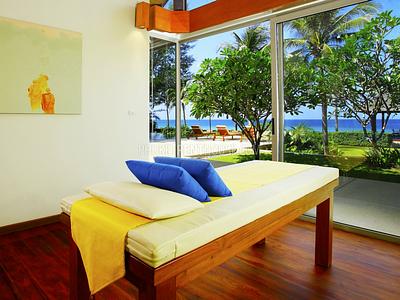 PHA20225: Beachfront 6 Bedroom Villa close to Natai Beach. Photo #4