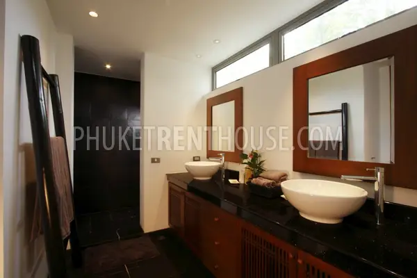 BAN20226: Wonderful Villa with 5 Bedroom in BangTao. Fotoğraf #4