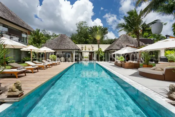BAN20226: Wonderful Villa with 5 Bedroom in BangTao. Fotoğraf #14
